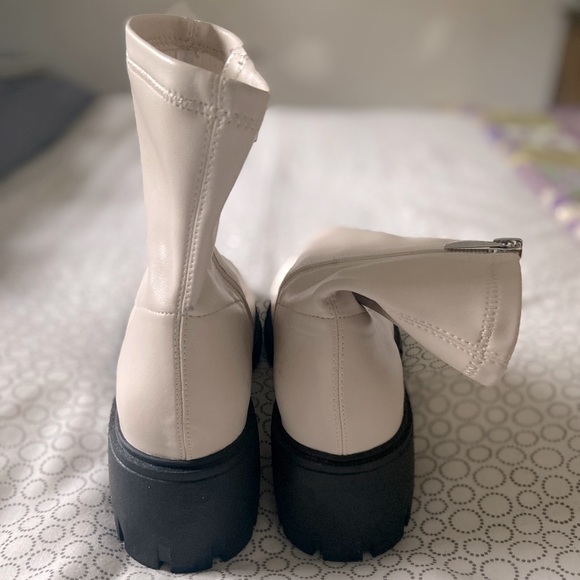 Steven Steve Madden Hewston Platform Block Heel Booties White Size 8.5 - Picture 7 of 8